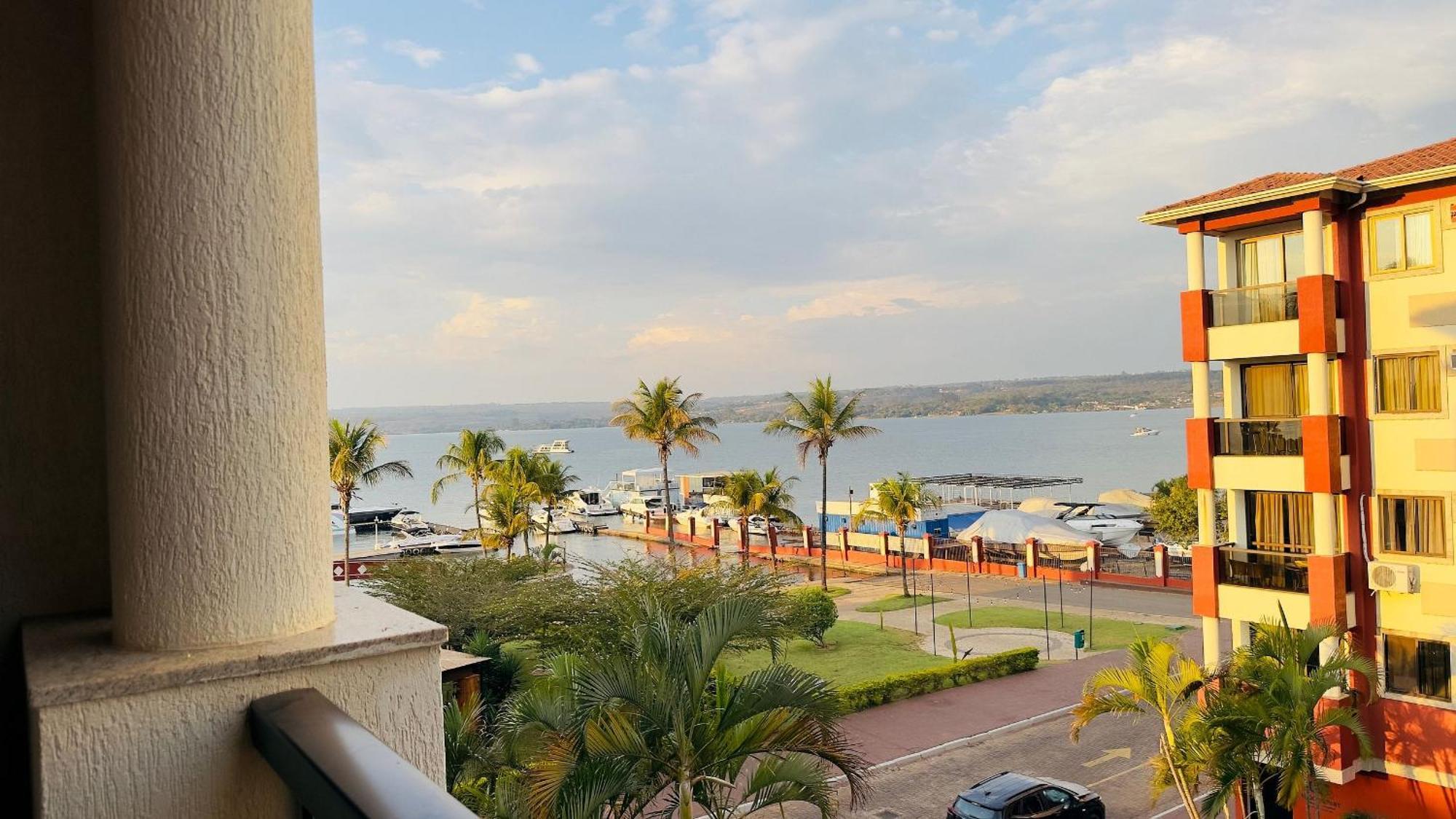 Apartamento Flat Rosa Encantador Vista Brasília